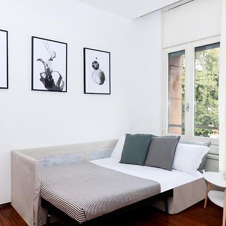 Hemeras Boutique Homes - 2 Luxury Apartments In The City Center Milan Bagian luar foto
