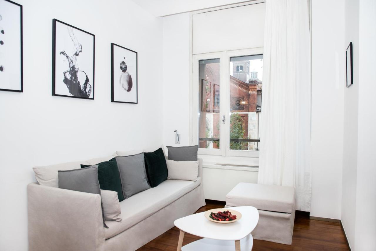 Hemeras Boutique Homes - 2 Luxury Apartments In The City Center Milan Bagian luar foto