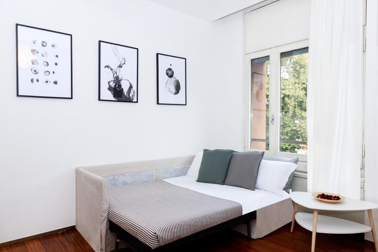 Hemeras Boutique Homes - 2 Luxury Apartments In The City Center Milan Bagian luar foto