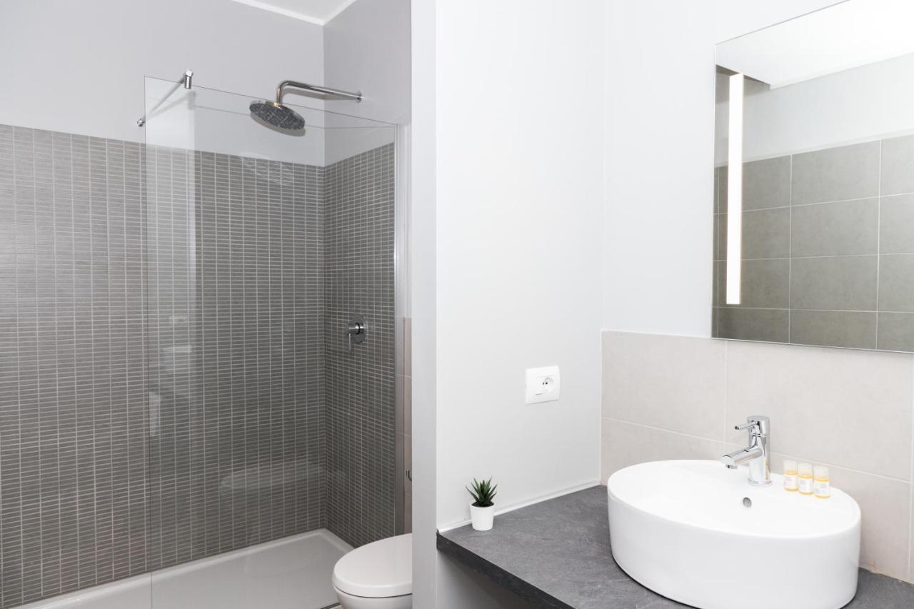 Hemeras Boutique Homes - 2 Luxury Apartments In The City Center Milan Bagian luar foto