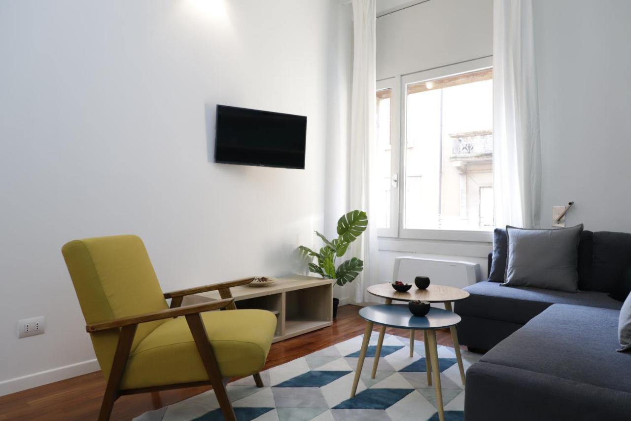 Hemeras Boutique Homes - 2 Luxury Apartments In The City Center Milan Bagian luar foto